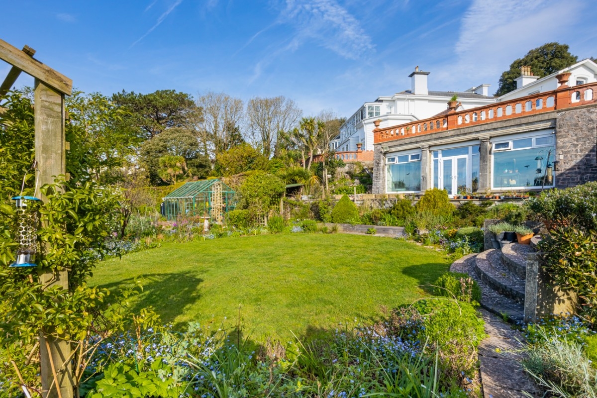 Middle Warberry Road Property for Sale in Torquay John Couch The Estate Agent offering Quality